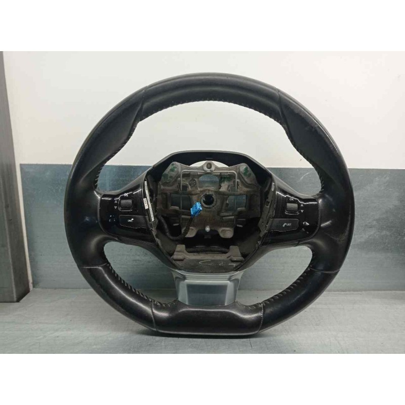 Recambio de volante para peugeot 308 1.6 blue-hdi fap referencia OEM IAM 98084115XU 619138220C 