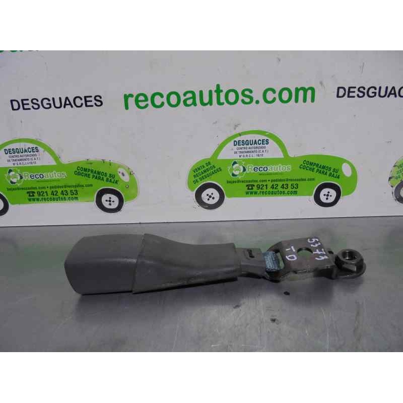 Recambio de enganche cinturon para toyota prius (nhw20) 1.5 cat referencia OEM IAM   5 PUERTAS