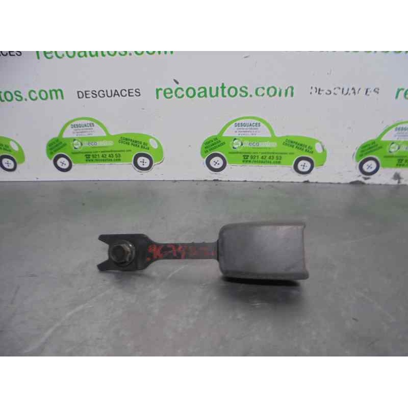 Recambio de enganche cinturon para kia carnival ii 2.9 crdi cat referencia OEM IAM   