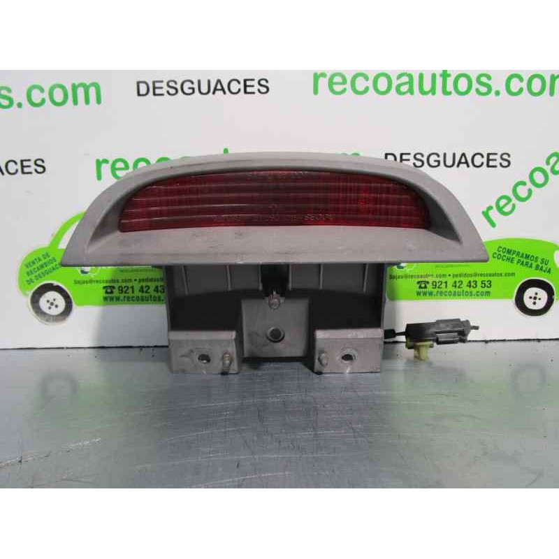 Recambio de luz central de freno para kia rio 1.3 cat referencia OEM IAM 0K34W51580  