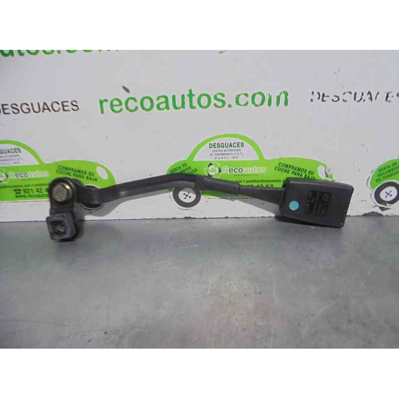 Recambio de enganche cinturon para volkswagen new beetle (9c1/1c1) 1.9 tdi referencia OEM IAM 1J23858472K  