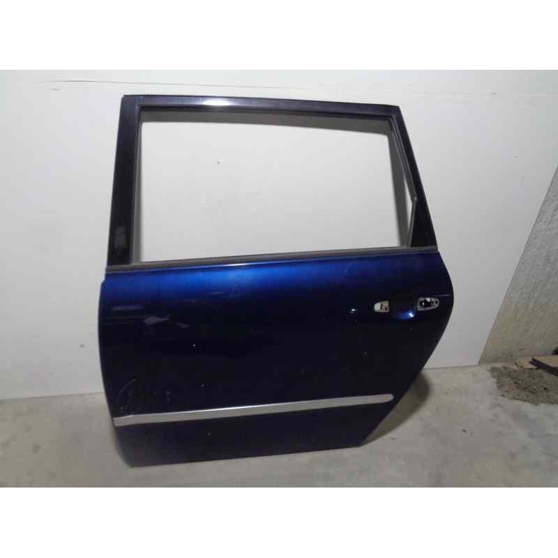 Recambio de puerta trasera izquierda para toyota avensis verso (m20) 2.0 turbodiesel cat referencia OEM IAM 6700444060 AZUL 5 PU