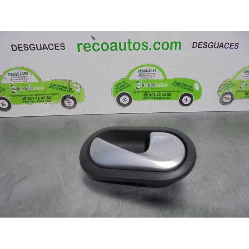 Recambio de maneta interior trasera derecha para dacia sandero 1.2 16v cat referencia OEM IAM 8200733847 