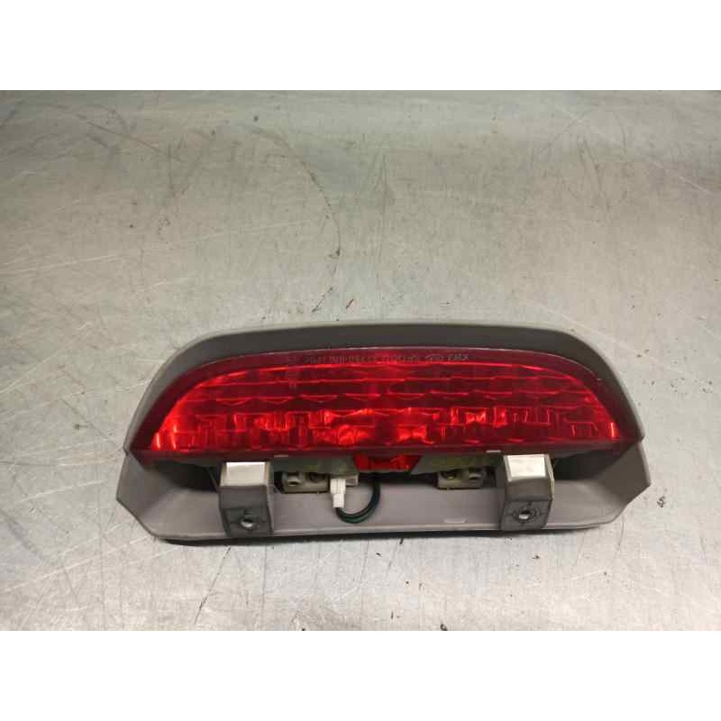 Recambio de luz central de freno para kia picanto 1.1 cat referencia OEM IAM 92750070  SEOGU