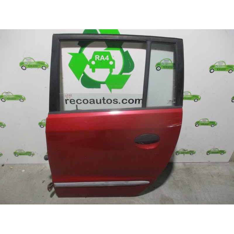 Recambio de puerta trasera izquierda para hyundai atos (mx) gls referencia OEM IAM 7700302040 ROJA 5 PUERTAS