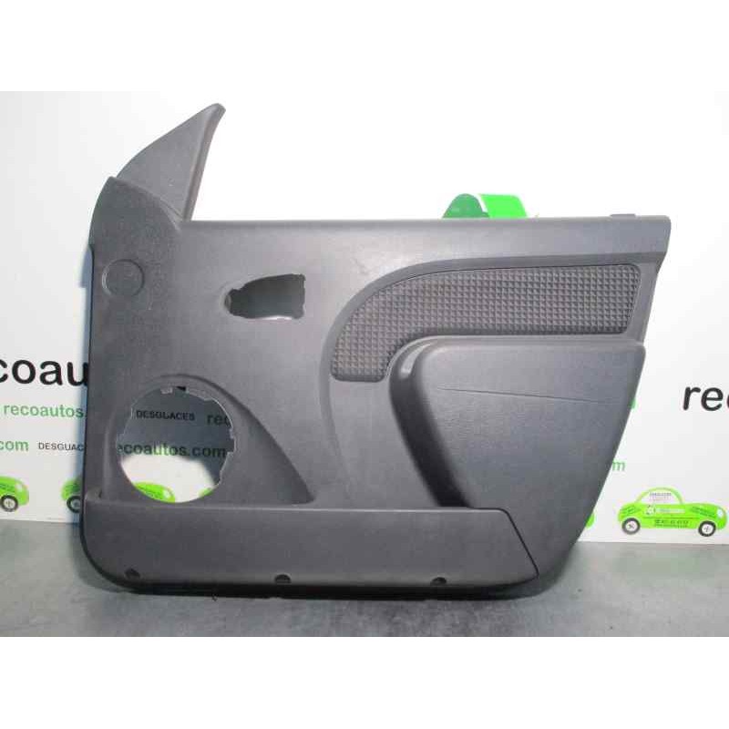 Recambio de guarnecido puerta delantera derecha para dacia logan 1.6 16v cat referencia OEM IAM 8200295614 8200648131 