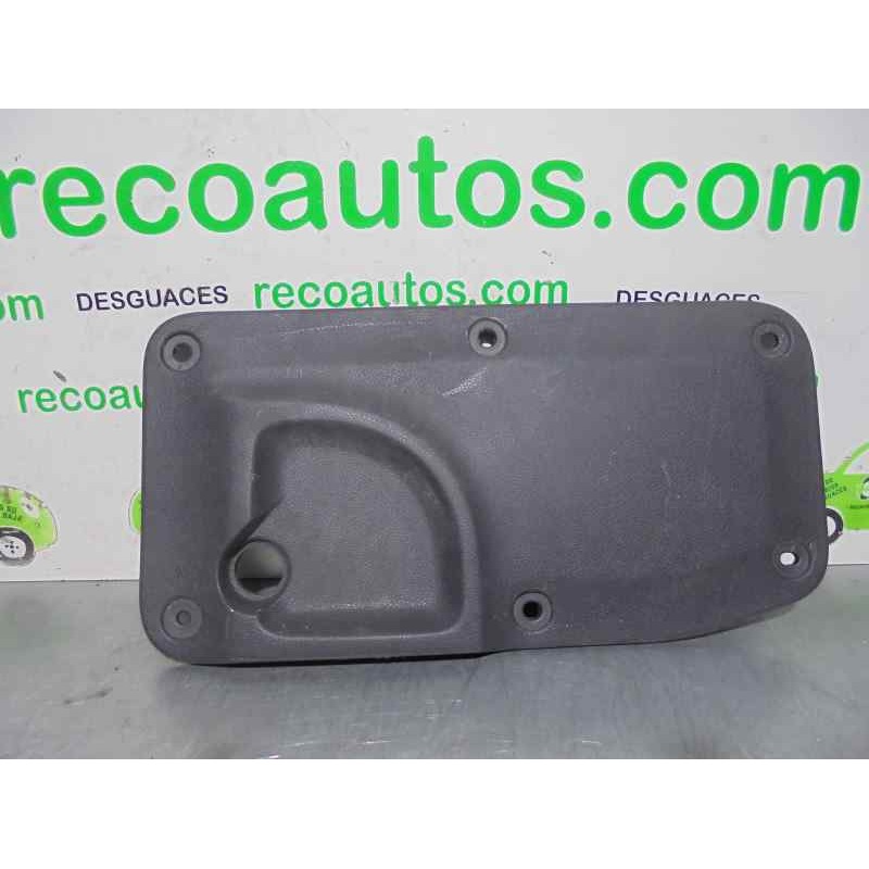 Recambio de molduras traseras para dacia dokker 1.5 dci diesel fap cat referencia OEM IAM   