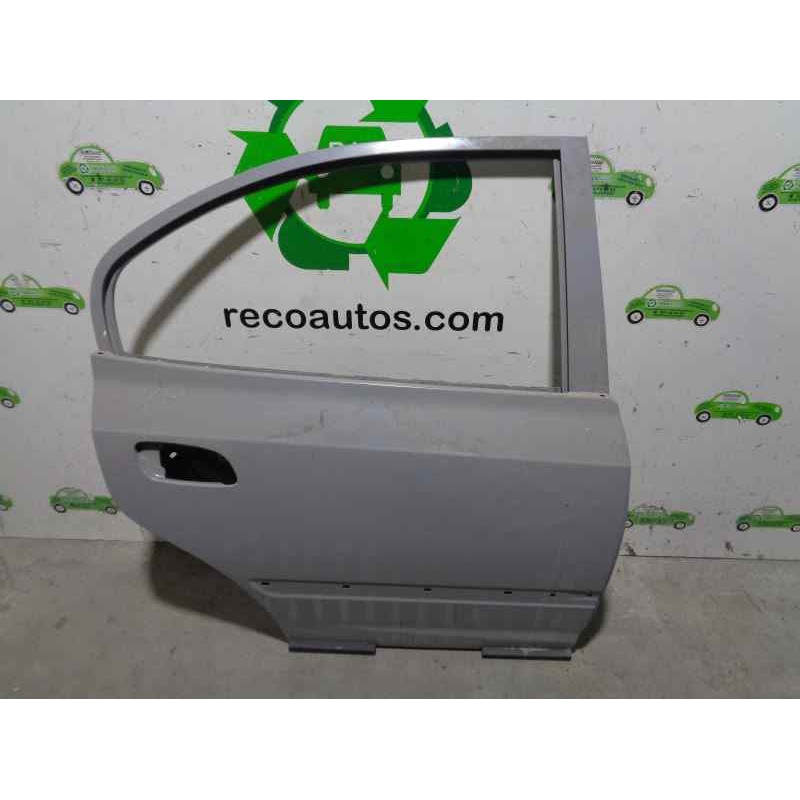 Recambio de puerta trasera derecha para hyundai elantra (xd) referencia OEM IAM 770042D031  