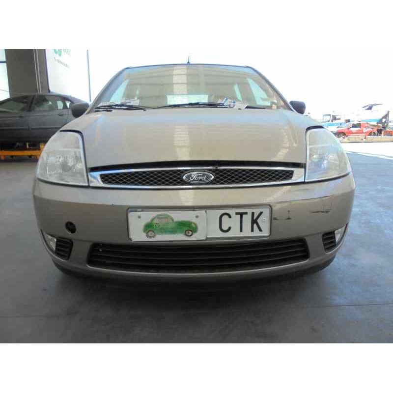 ford fiesta (cbk) del año 2004