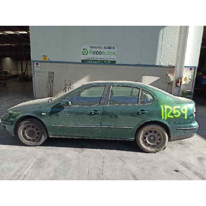 seat toledo (1m2) del año 2000