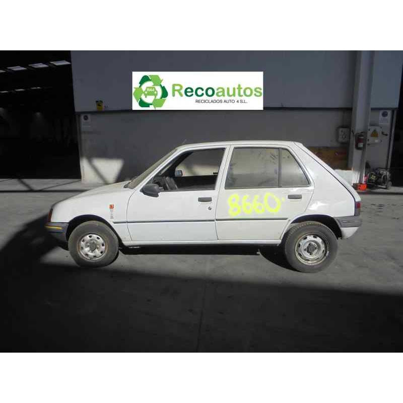 peugeot 205 berlina del año 1996