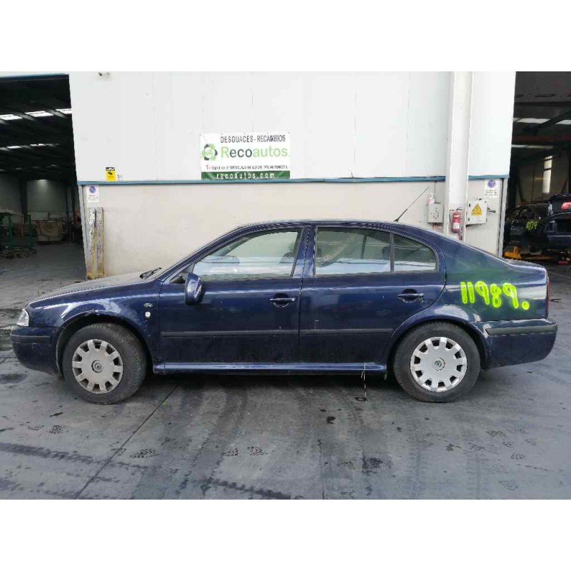 skoda octavia berlina (1u2) del año 2002