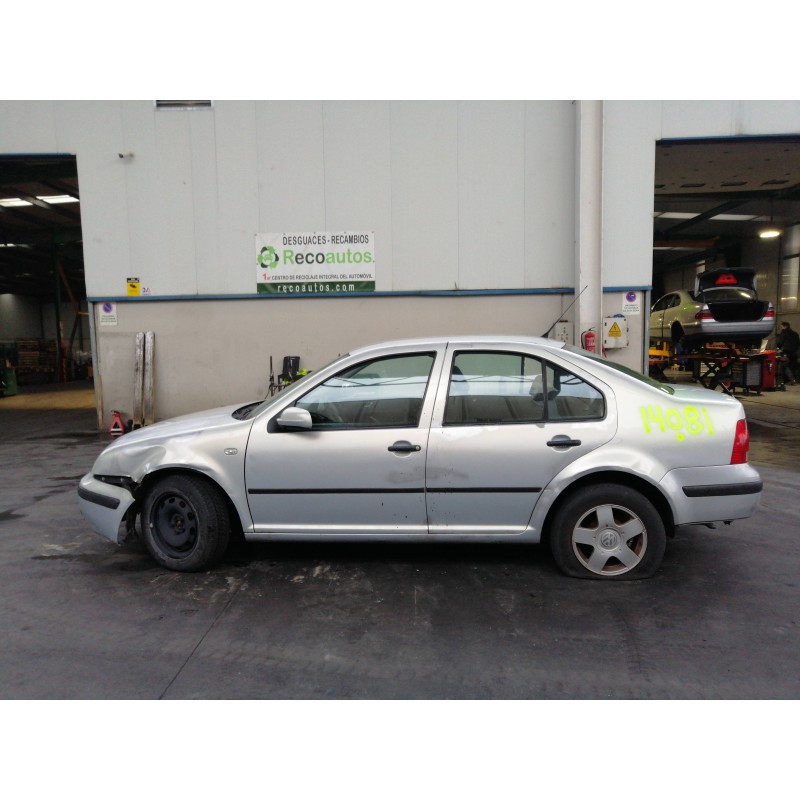 volkswagen bora berlina (1j2) del año 1999