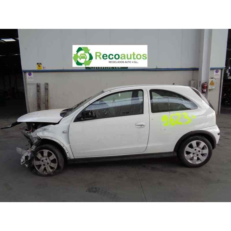 opel corsa c del año 2003