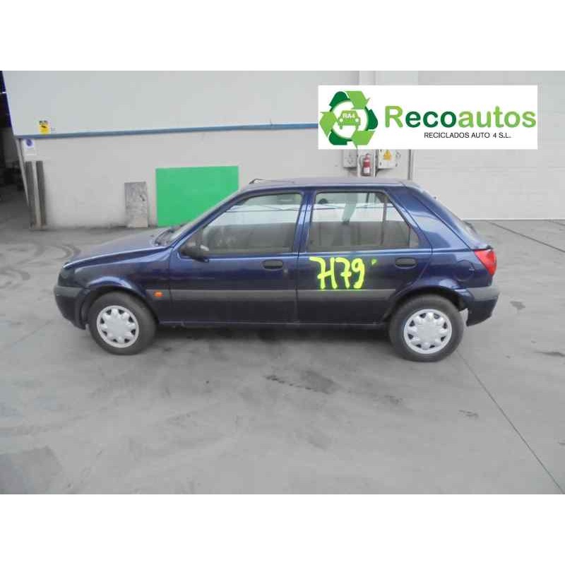 ford fiesta berlina (dx) del año 2000