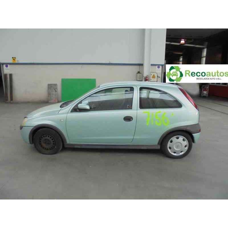 opel corsa c del año 2001