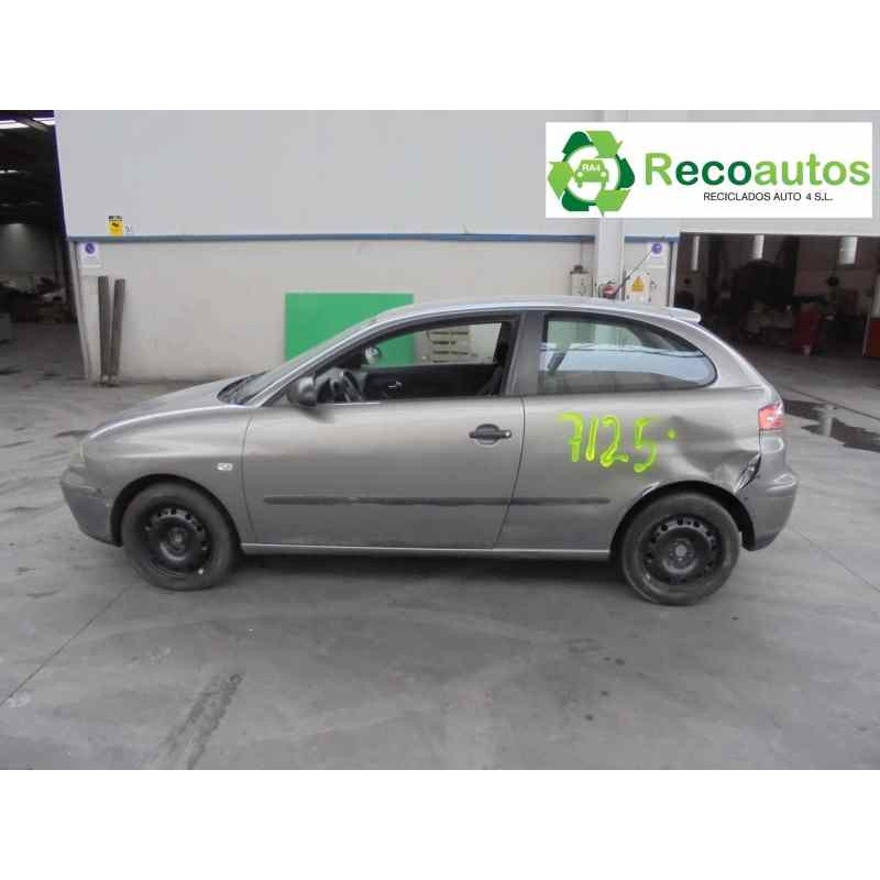 seat ibiza (6l1) del año 2002