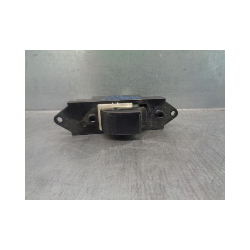 Recambio de mando elevalunas delantero derecho para mitsubishi asx (ga0w) challenge 2wd referencia OEM IAM MR587944  