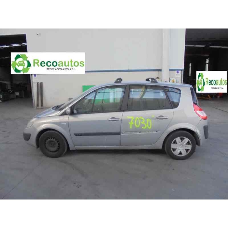 renault scenic ii del año 2004