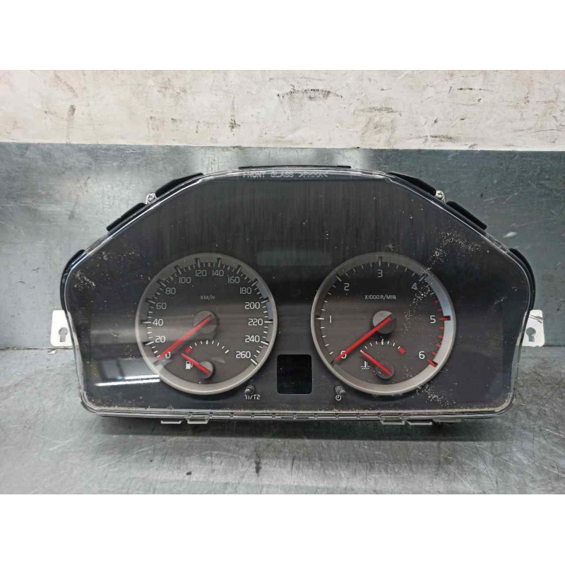 Recambio de cuadro instrumentos para volvo s40 berlina 2.0 diesel cat referencia OEM IAM 30710071  