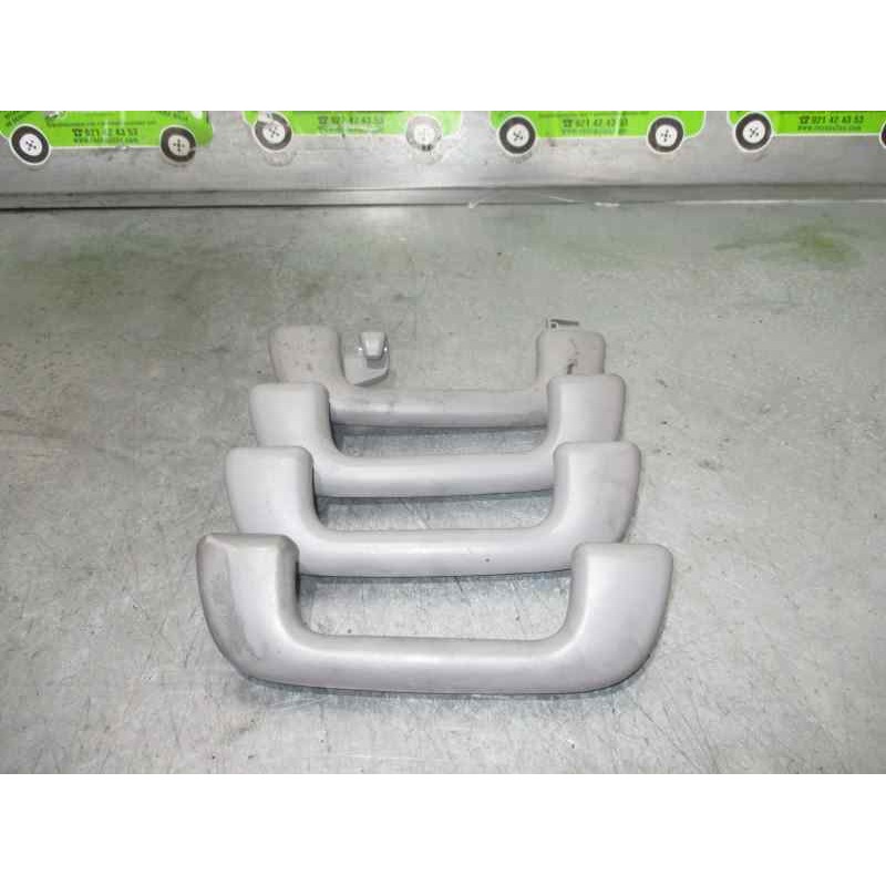 Recambio de maneta interior delantera derecha para toyota yaris 1.4 turbodiesel cat referencia OEM IAM   