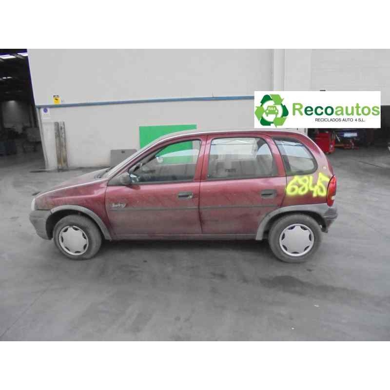 opel corsa b del año 1996