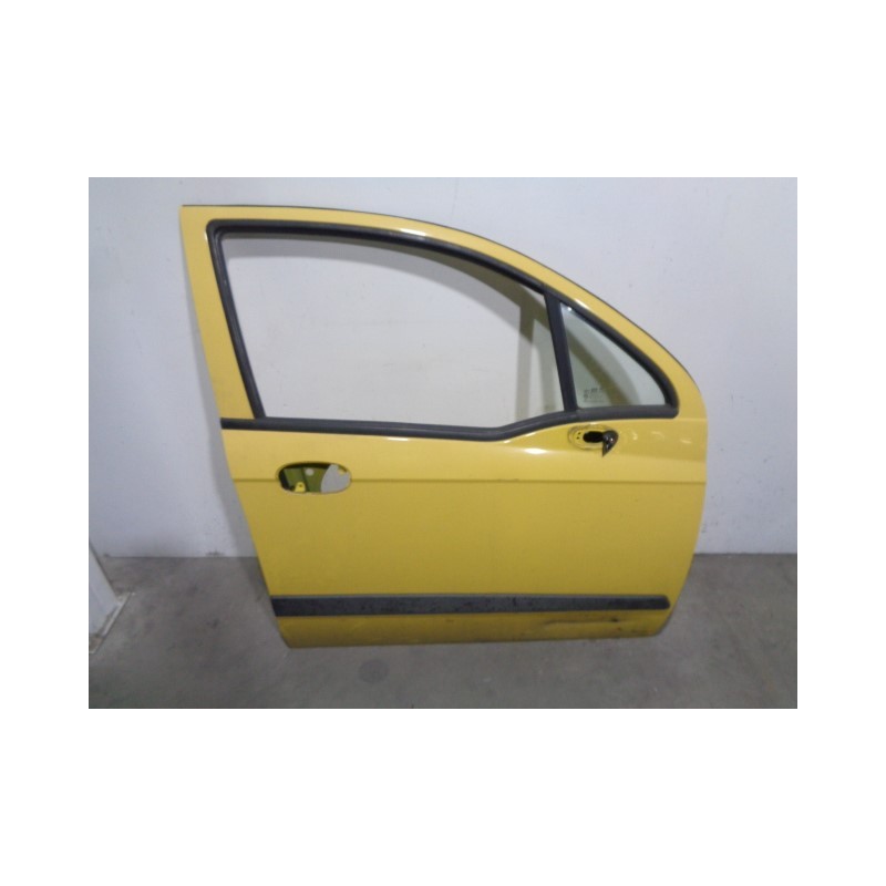 Recambio de puerta delantera derecha para chevrolet matiz 0.8 cat referencia OEM IAM 96601158 AMARILLA 5 PUERTAS