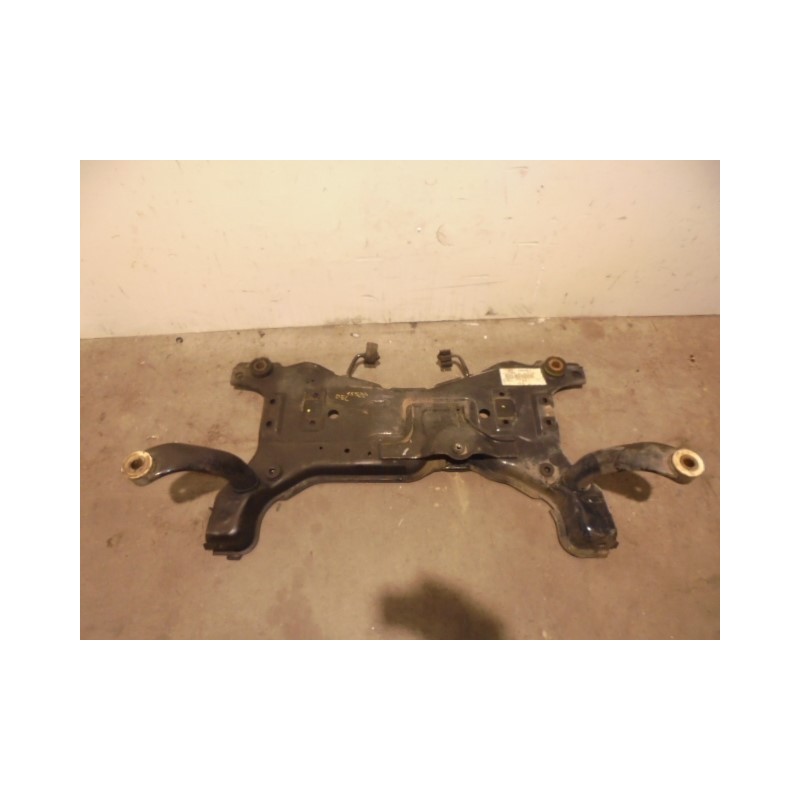 Recambio de puente delantero para ford c-max (cb3) ambiente referencia OEM IAM 1742572 CUNA MOTOR AL LADO DE LA BURRA30