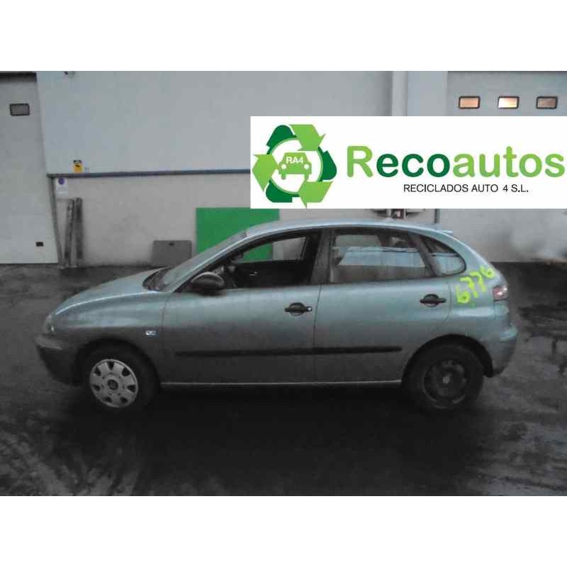 seat ibiza (6l1) del año 2003