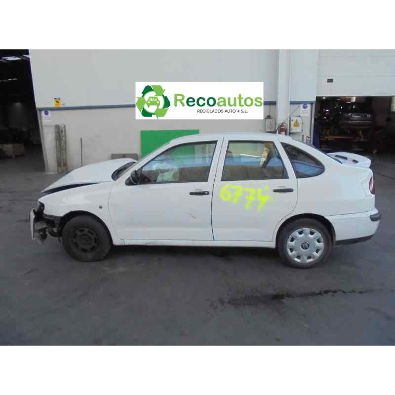 seat cordoba berlina (6k2) del año 2002