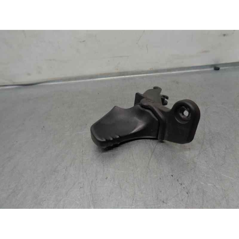 Recambio de maneta exterior delantera izquierda para renault twingo 1.5 dci diesel referencia OEM IAM 8200385181  