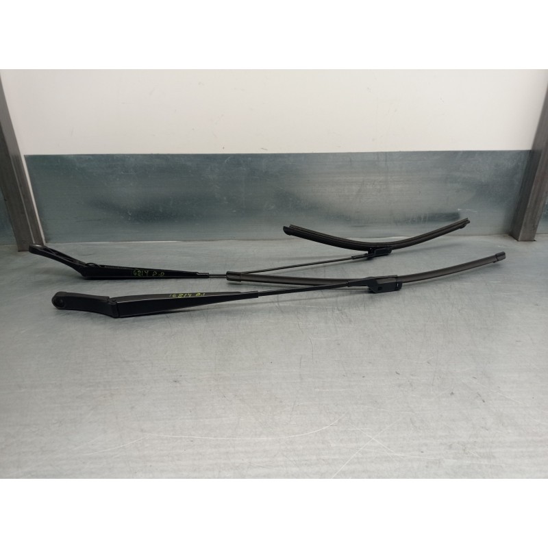 Recambio de brazo limpia delantero derecho para volkswagen touran (1t2) 1.9 tdi referencia OEM IAM 2K19554108 2K1955409B 