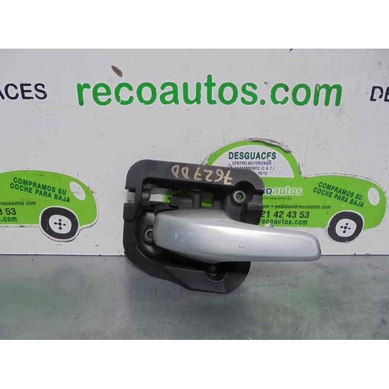 Recambio de maneta interior delantera derecha para smart coupe 1.0 turbo cat referencia OEM IAM A4517600261  