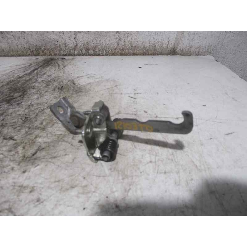 Recambio de retenedor puerta para dacia sandero 1.0 12v cat referencia OEM IAM 02559R  