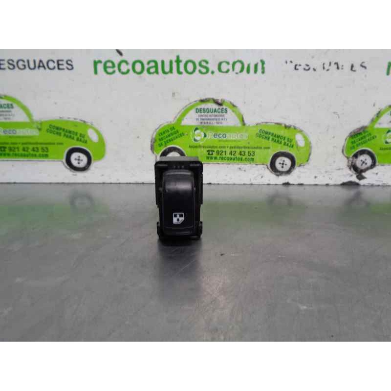 Recambio de mando elevalunas trasero derecho para chevrolet lacetti 1.6 cat referencia OEM IAM 621W04790 