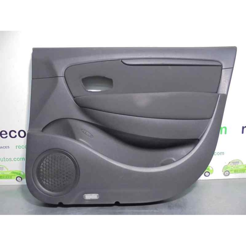 Recambio de guarnecido puerta delantera derecha para renault scenic iii 1.6 16v referencia OEM IAM 809000456R 156043901 