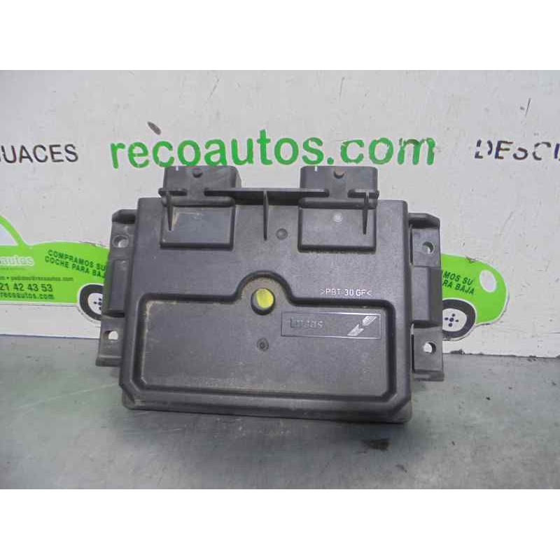 Recambio de centralita motor uce para peugeot 206 berlina xt referencia OEM IAM 1940W1 9640899880 