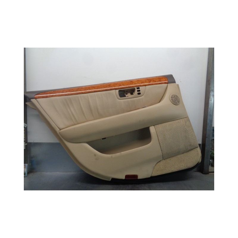 Recambio de guarnecido puerta trasera izquierda para lexus ls430 (ucf30) básico (07.2003) referencia OEM IAM 6764050440A5  