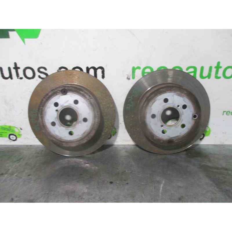 Recambio de disco freno trasero para toyota avensis berlina (t25) 2.0 d-cat referencia OEM IAM   