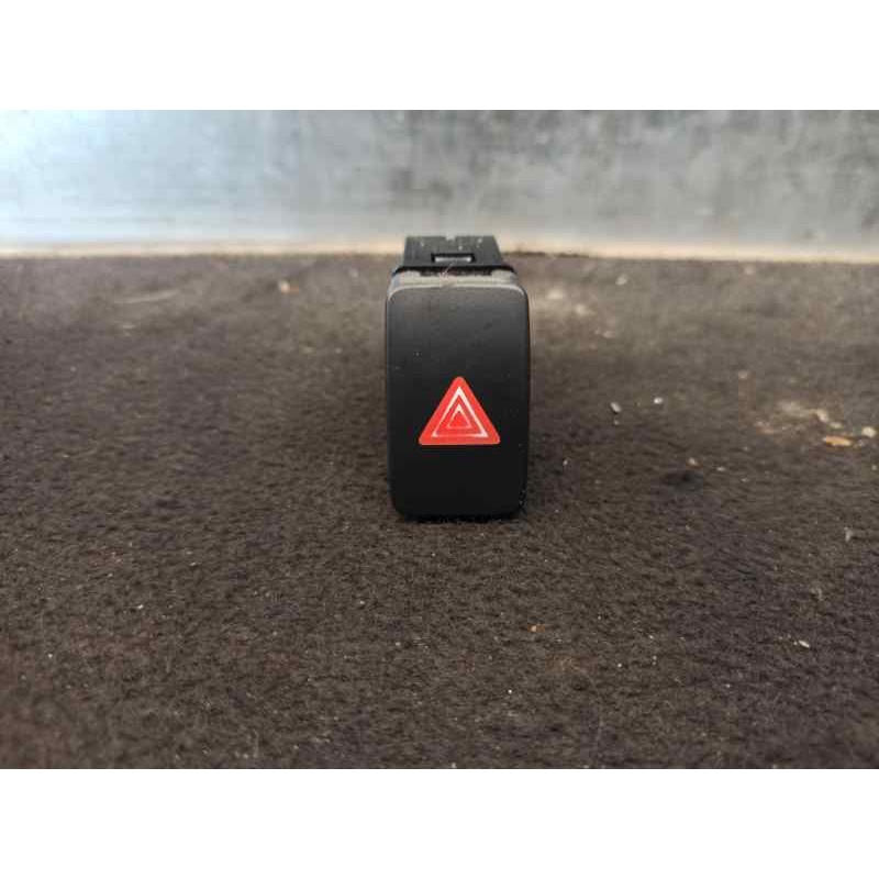 Recambio de warning para kia rio 1.1 crdi cat referencia OEM IAM 937901W000  