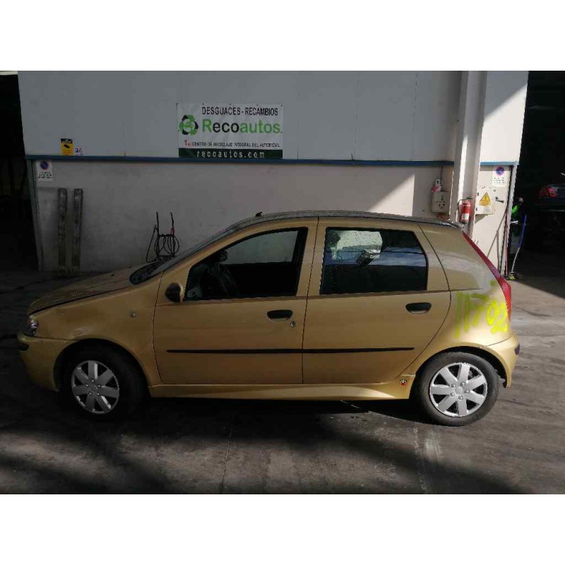 fiat punto berlina (188) del año 2000