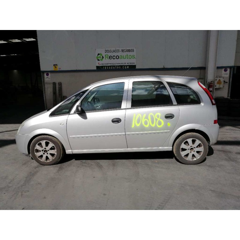 opel meriva del año 2004