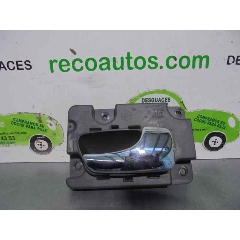 Recambio de maneta interior trasera derecha para volvo v70 familiar 2.5 cat referencia OEM IAM 9152500  