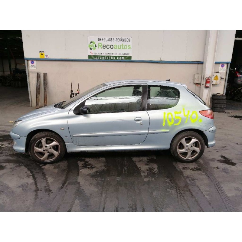 peugeot 206 berlina del año 2003