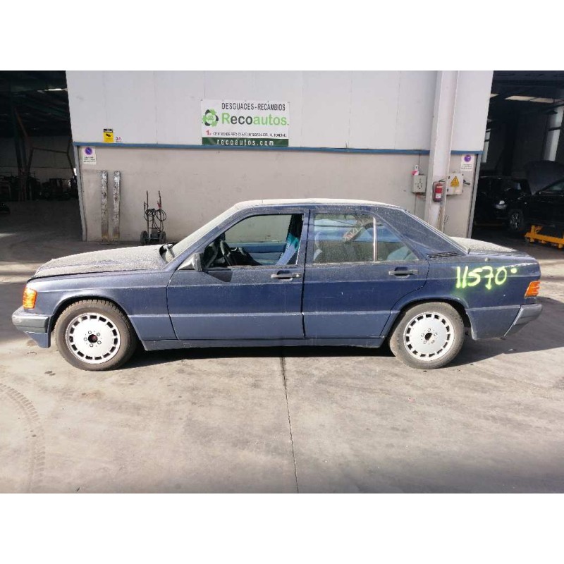 mercedes clase c (w201) berlina del año 1989