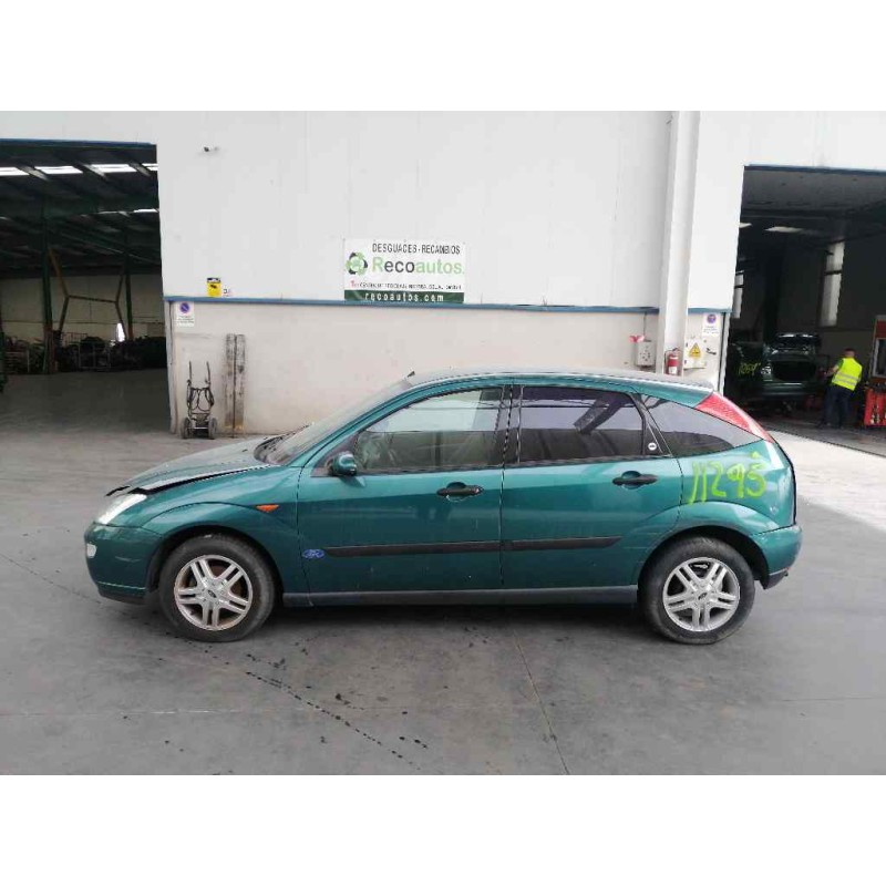 ford focus berlina (cak) del año 2001