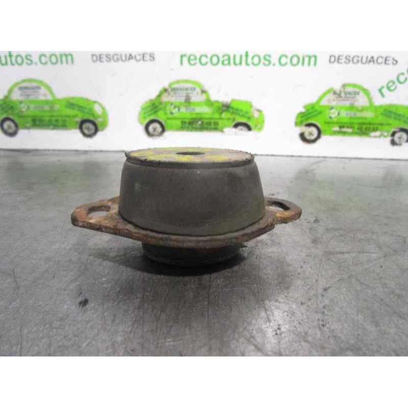 Recambio de soporte motor izquierdo para peugeot 205 junior 205 1.1 referencia OEM IAM   