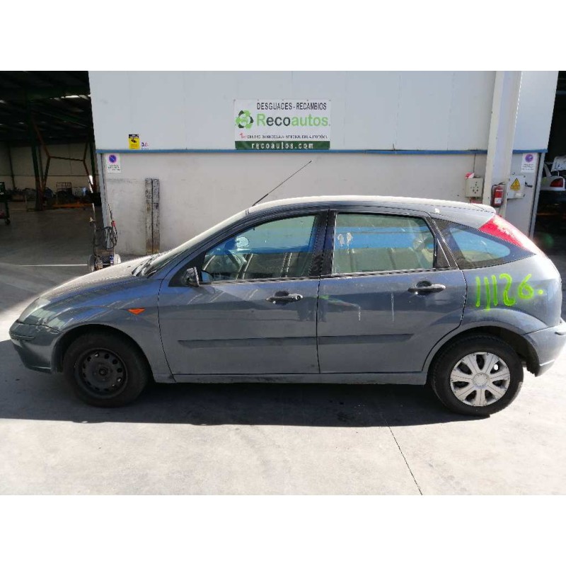 ford focus berlina (cak) del año 2001