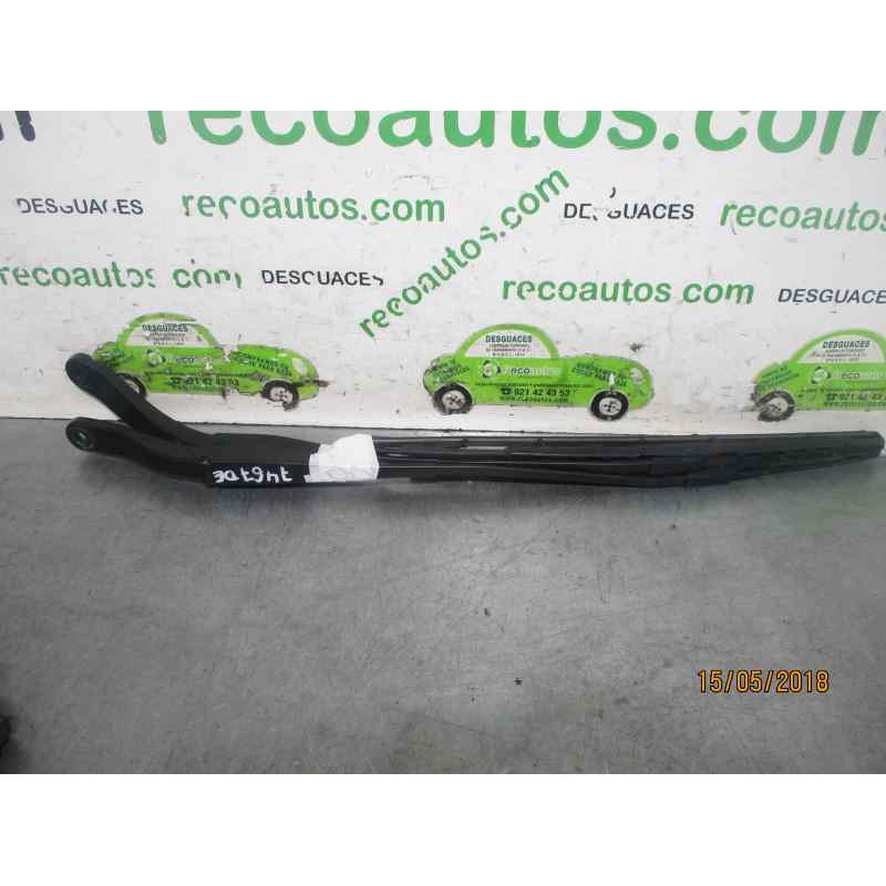 Recambio de brazo limpia delantero derecho para dacia sandero 0.9 tce cat referencia OEM IAM   