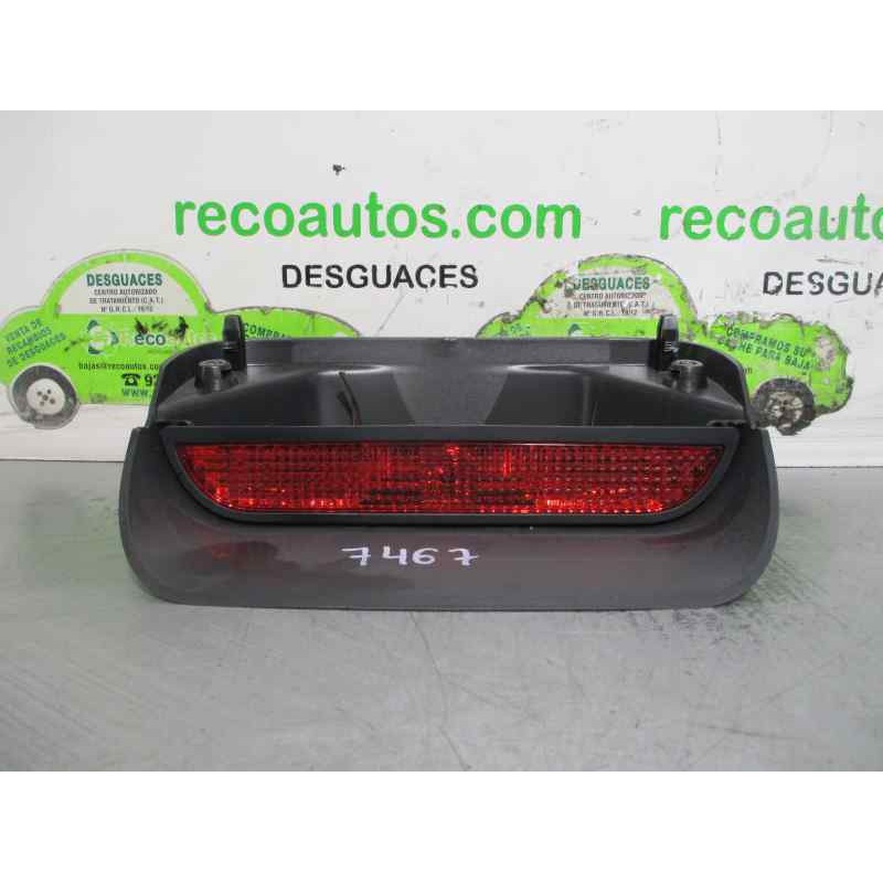 Recambio de luz central de freno para dacia sandero 0.9 tce cat referencia OEM IAM 265987418R  